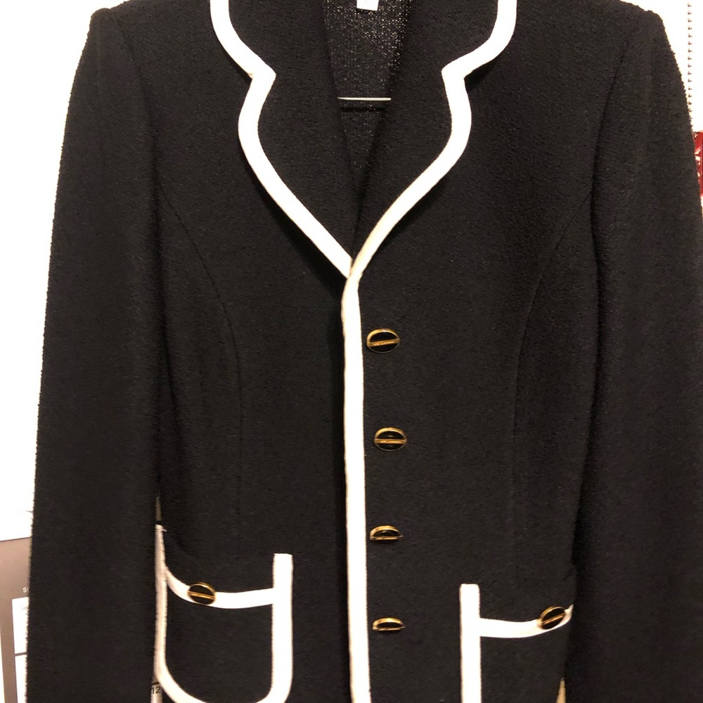 St. John Knit Blazer